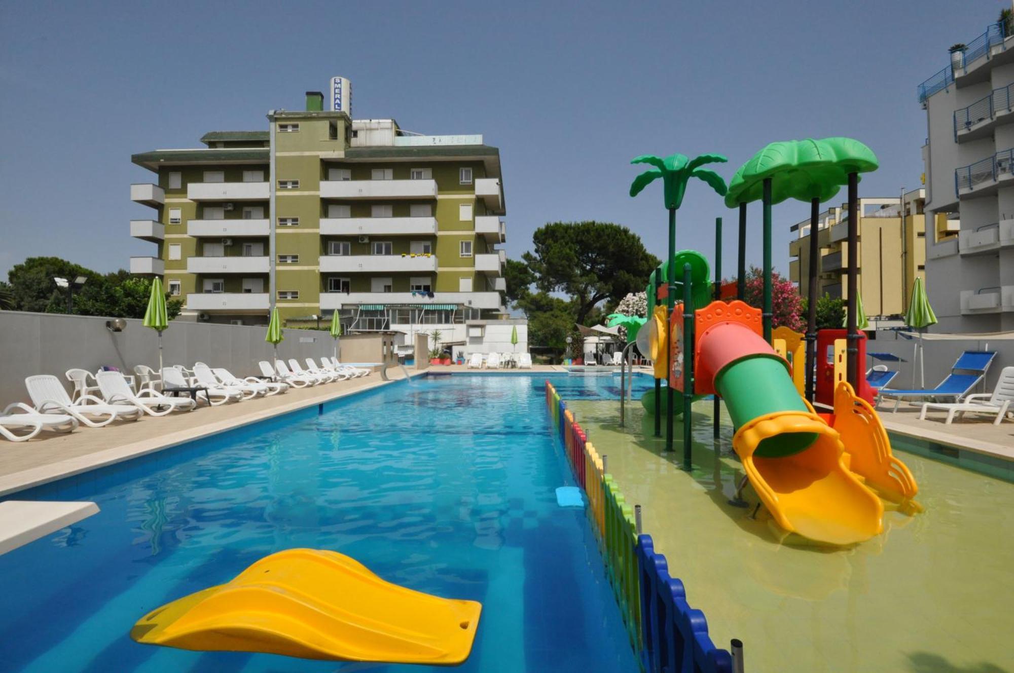 Hotel Smeraldo Giulianova Extérieur photo