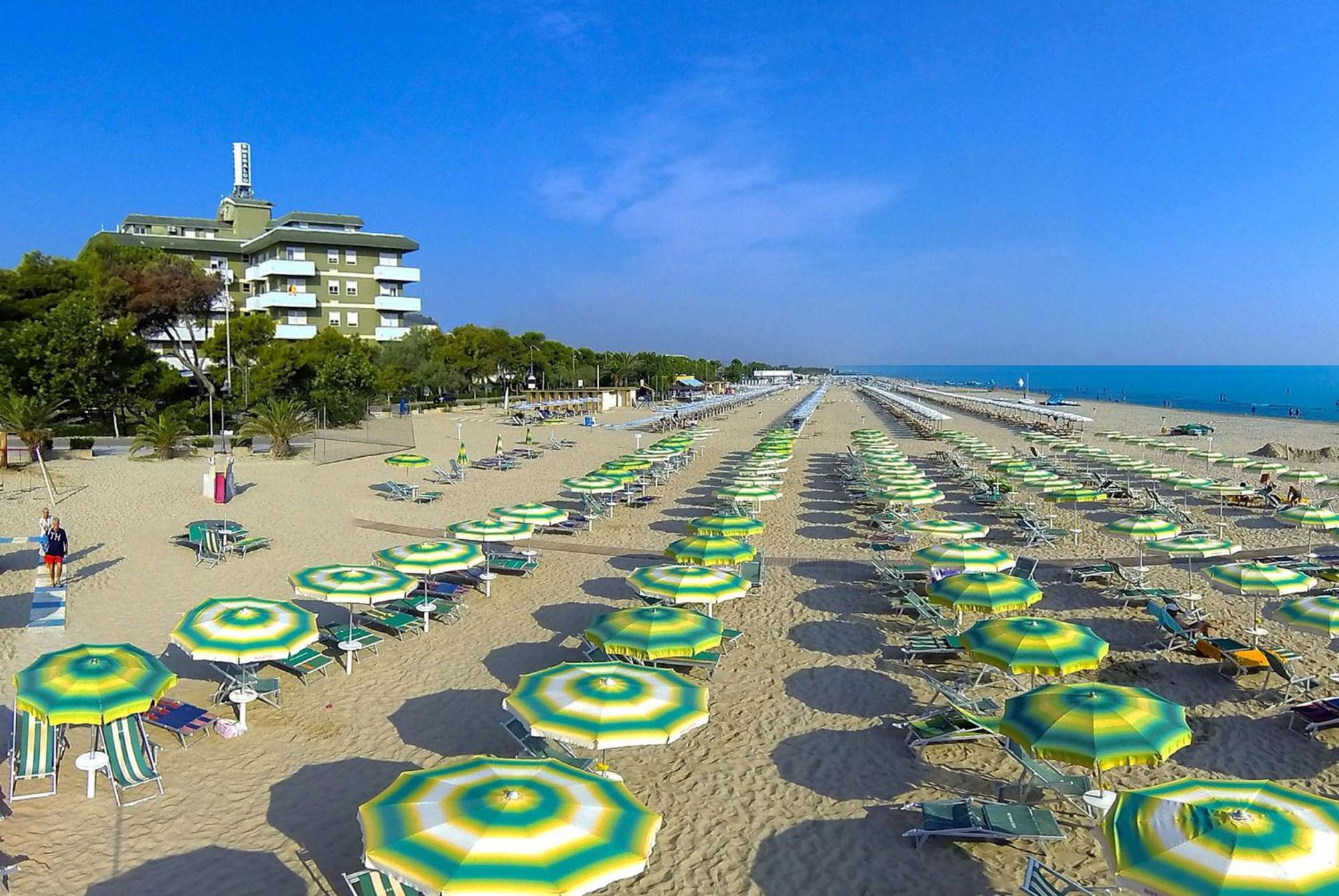 Hotel Smeraldo Giulianova Extérieur photo