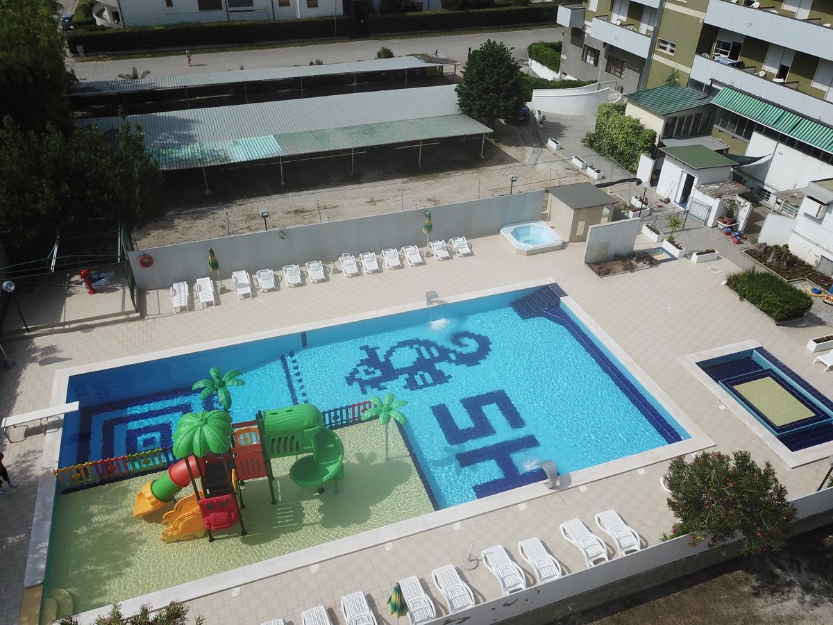 Hotel Smeraldo Giulianova Extérieur photo